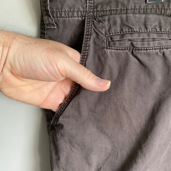 Tommy Hilfiger Men's Brown Casual Walking Shorts‎ Size 42 - Picture 3 of 14